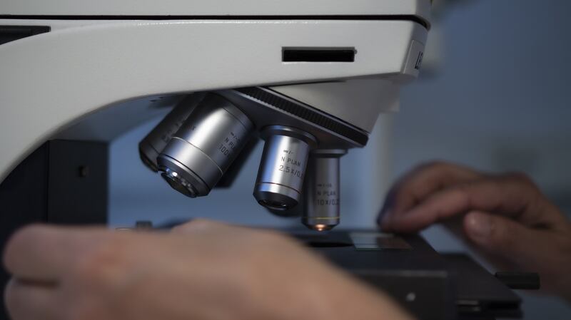 Tumore del polmone, migliora la sopravvivenza con nivolumab