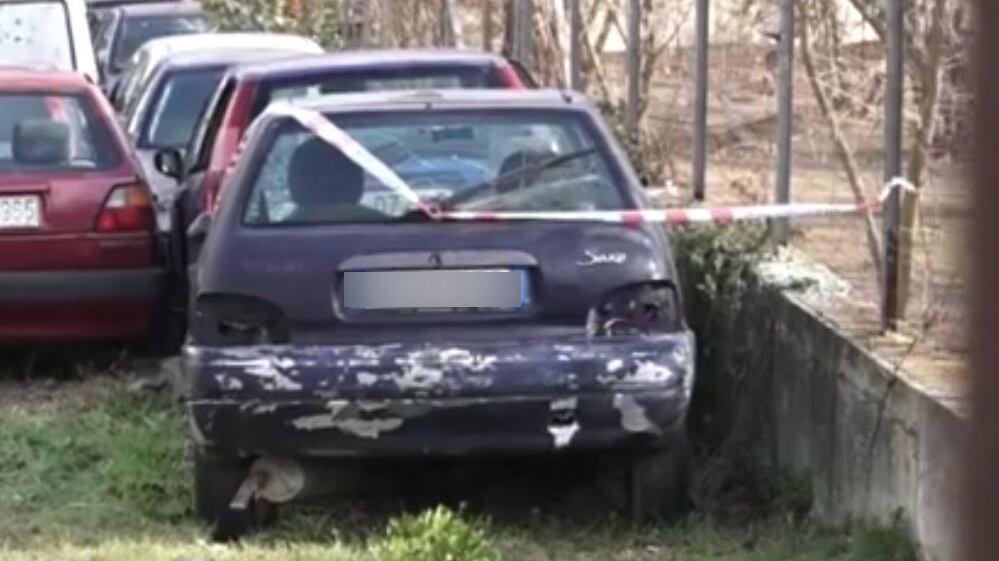 Avellino, muore sul lavoro schiacciato da un’auto