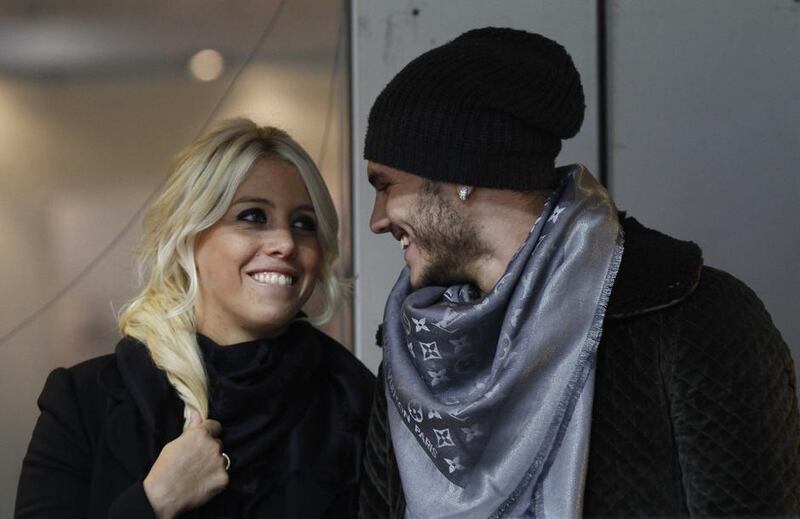 Wanda Nara, selfie da urlo: "triangolo" in archivio, è felice con Icardi 3