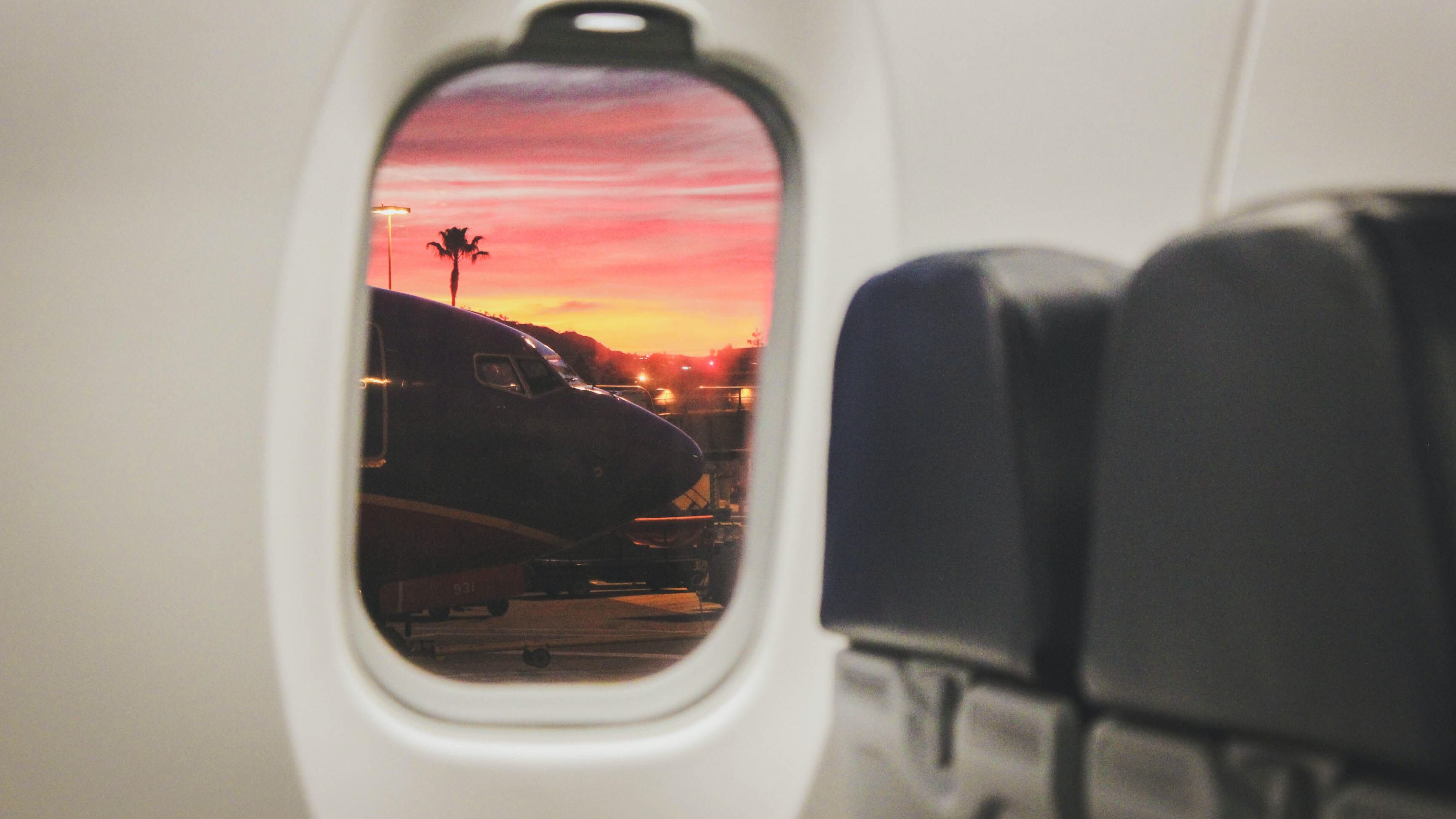 Bagagli a mano: quali portare in aereo? 5 zaini da viaggio che rispettano le dimensioni