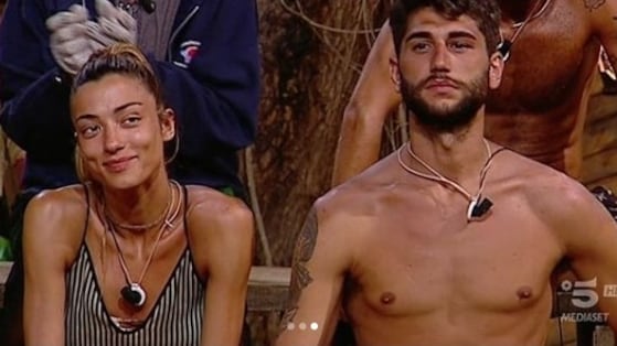 Isola dei Famosi tra liti furibonde e inaspettati avvicinamenti