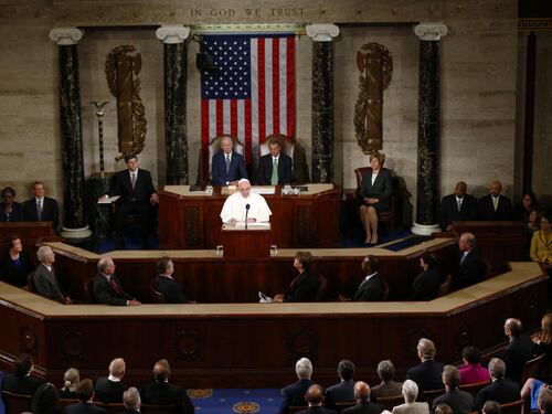 Il Papa parla agli Usa: "Stop a pena di morte e vendita delle armi"