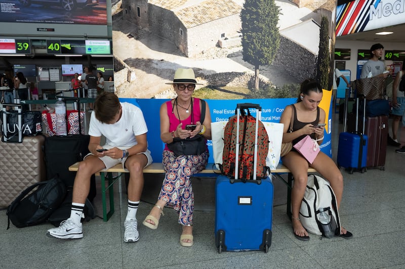 I disagi dei passeggeri all'aeroporto di Catania