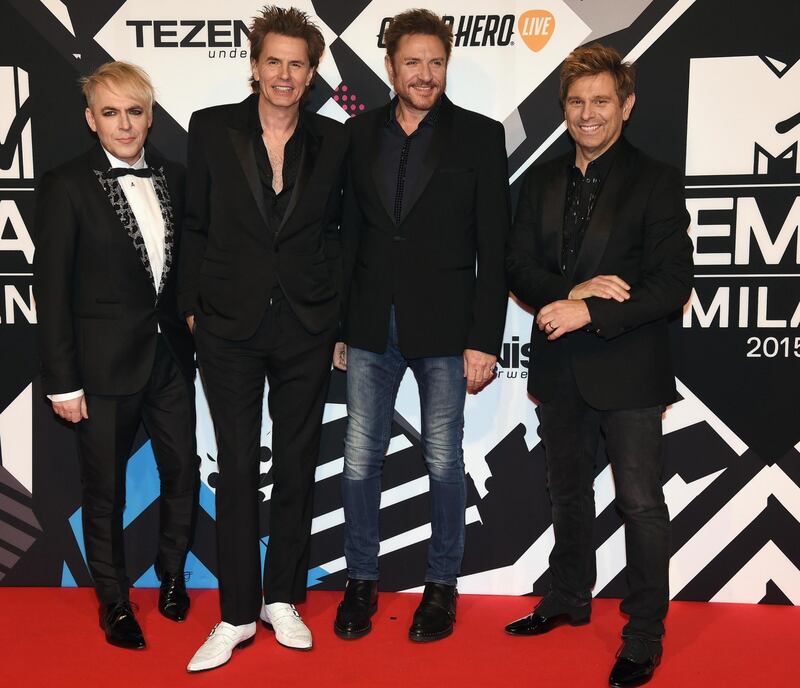 MTV EMA 2015, red carpet stellare a Milano 16