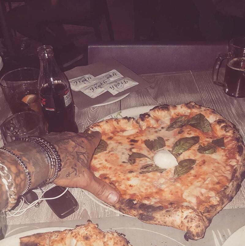 Fabrizio Corona e Silvia Provvedi, la love story su Instagram 32