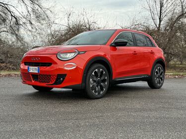 Fiat 600e: guarda la gallery del crossover elettrico 2
