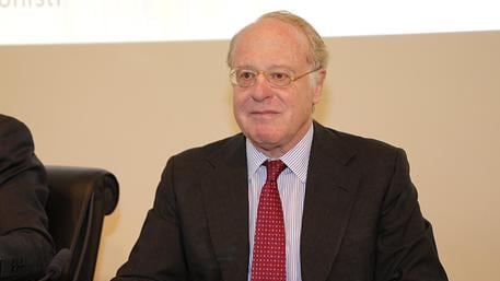 Saipem, pm chiede giudizio per Scaroni