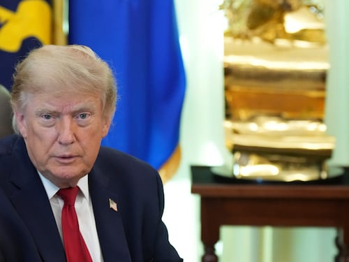La vera vittoria per Donald è il potere sulle agenzie. Scacco matto al deep state