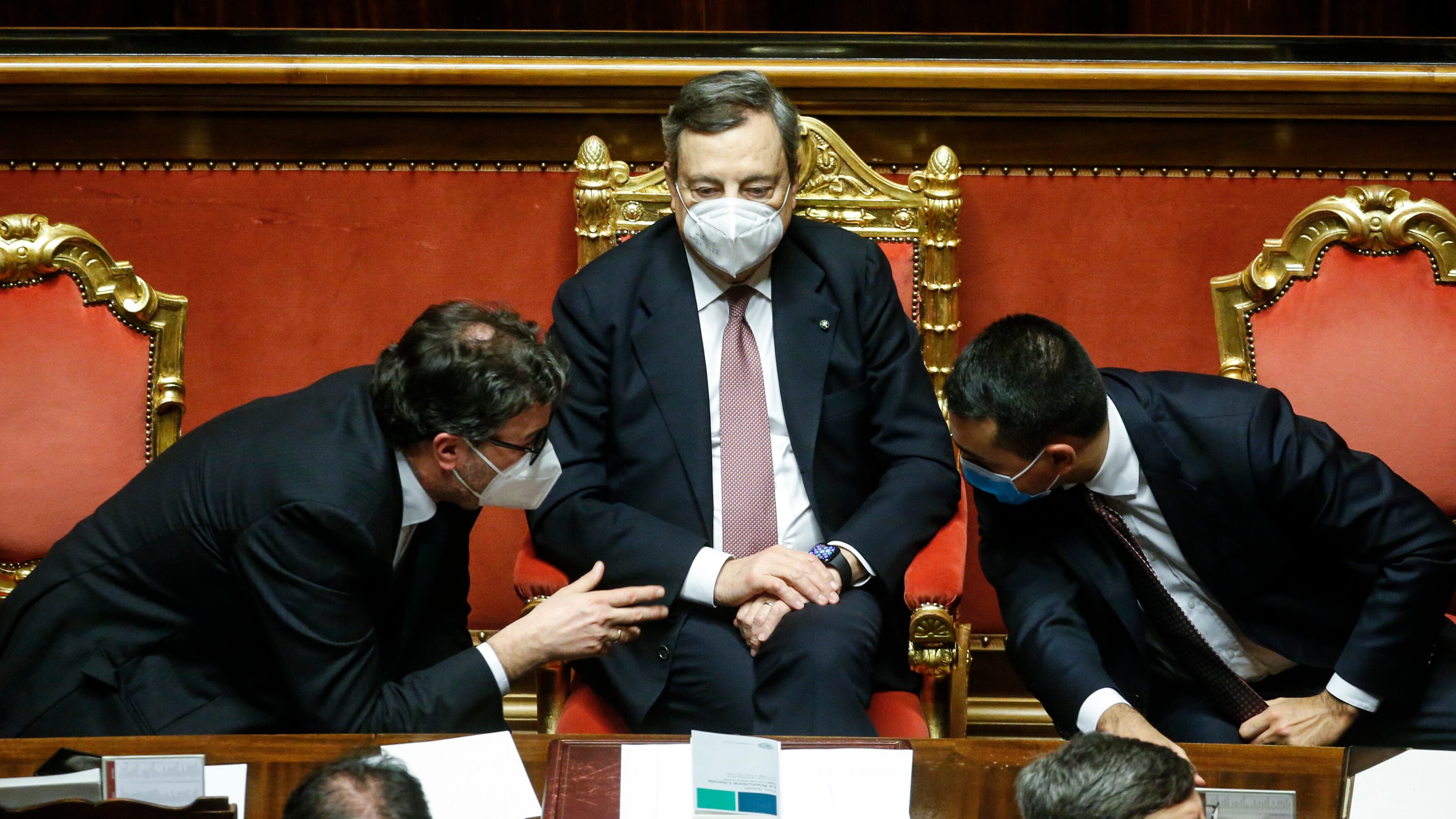 Asse sul Quirinale Giorgetti-Di Maio: il bis o Draghi. Ma niente urne