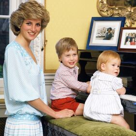 Lady Diana, le foto della principessa triste 4
