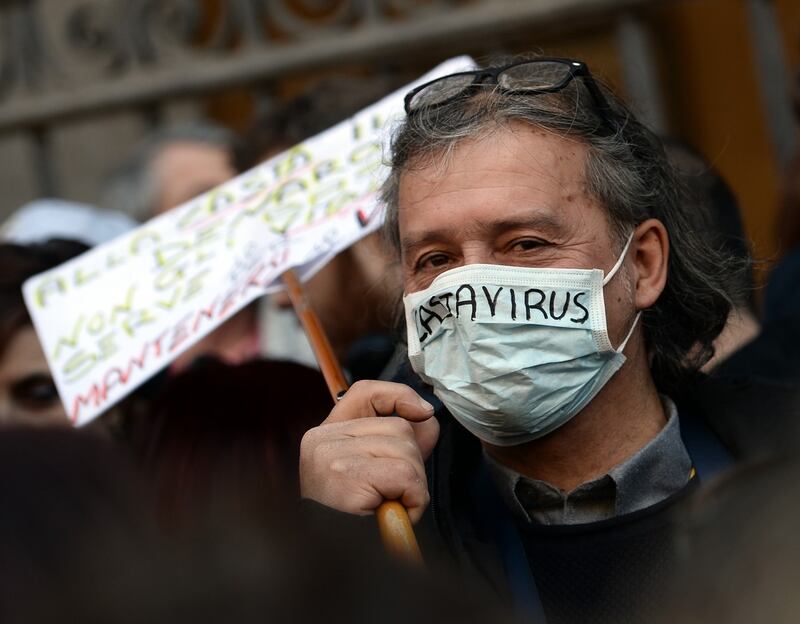 La piazza M5S contro i vitalizi 15