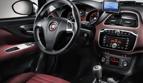 Fiat Punto, guarda tutte le foto 3