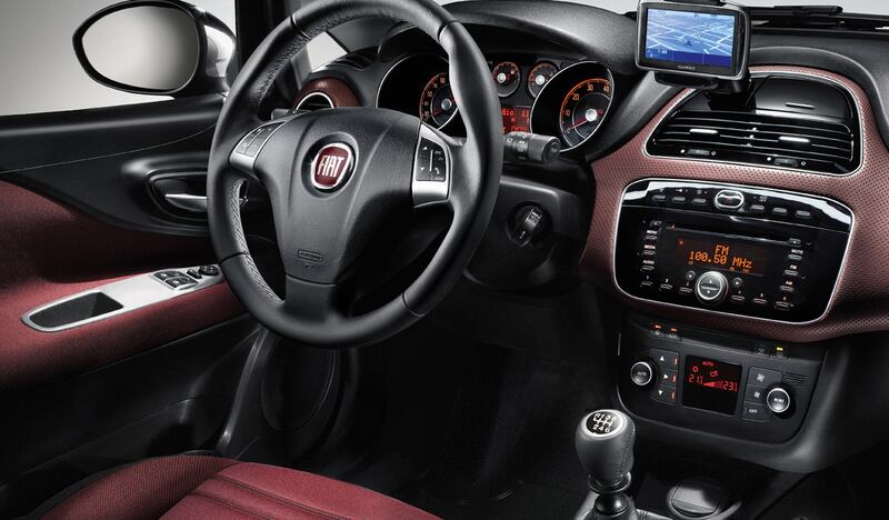 Fiat Punto, guarda tutte le foto 3