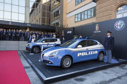 Polizia, le nuove vetture Jeep e Alfa Romeo 10