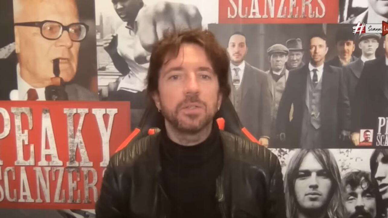 "Personaggio improponibile", "Chihuahua che si crede un Dobermann". Scontro Scanzi-Parenzo su Iacchetti