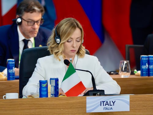 Meloni volta pagina. "Non vincere sempre aiuta a mantenere i piedi per terra"