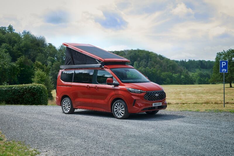 Nuovo Ford Transit Custom Nugget, guarda tutte le foto 5