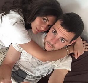 Mattia Destro e Ludovica Caramis: esplode la passione a Mykonos 31