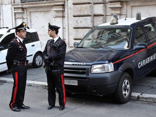 Salerno, trans ubriache aggrediscono carabinieri