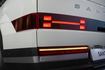 Nuova Hyundai Santa Fe: guarda tutte le foto 17