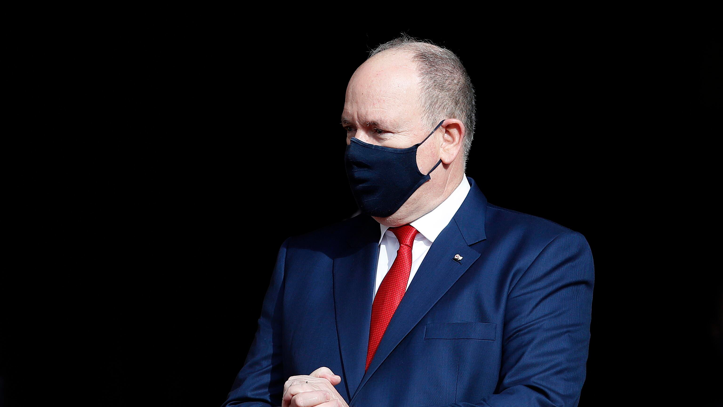 Andrea e Alberto distrutti da intrighi e giro di soldi