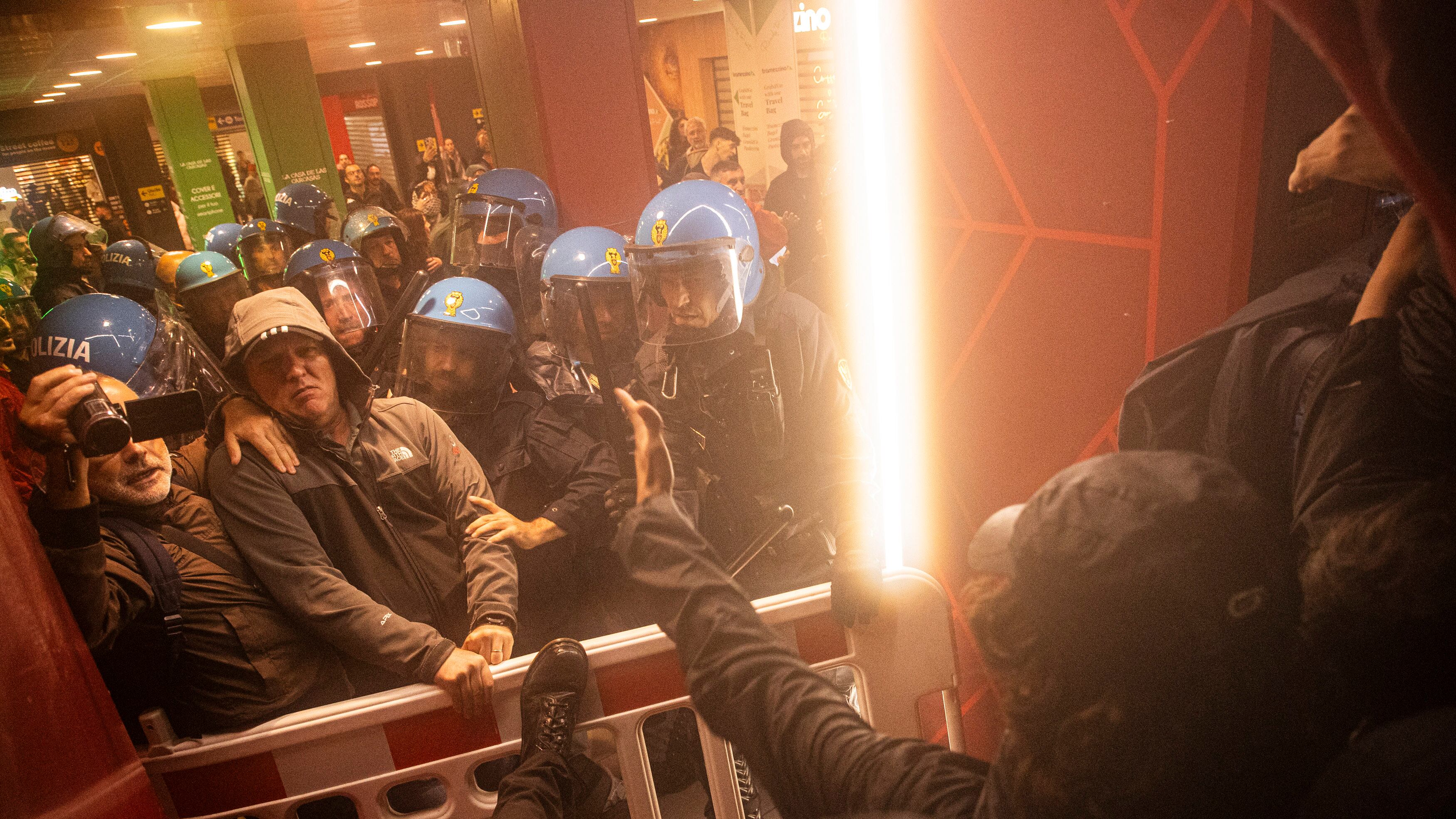 Guerriglia e violenze in Centrale: misure cautelari per sei pro Pal