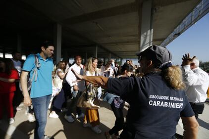 Oggi la prova selettiva per diventare "Navigator"  5