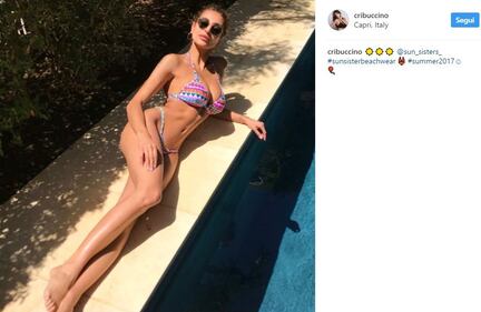 Cristina Buccino, il costume è glamour 3
