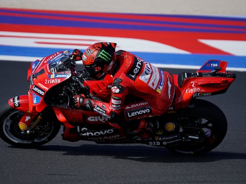 MotoGP, Bagnaia da urlo a Misano: conquista pole e Sprint Race