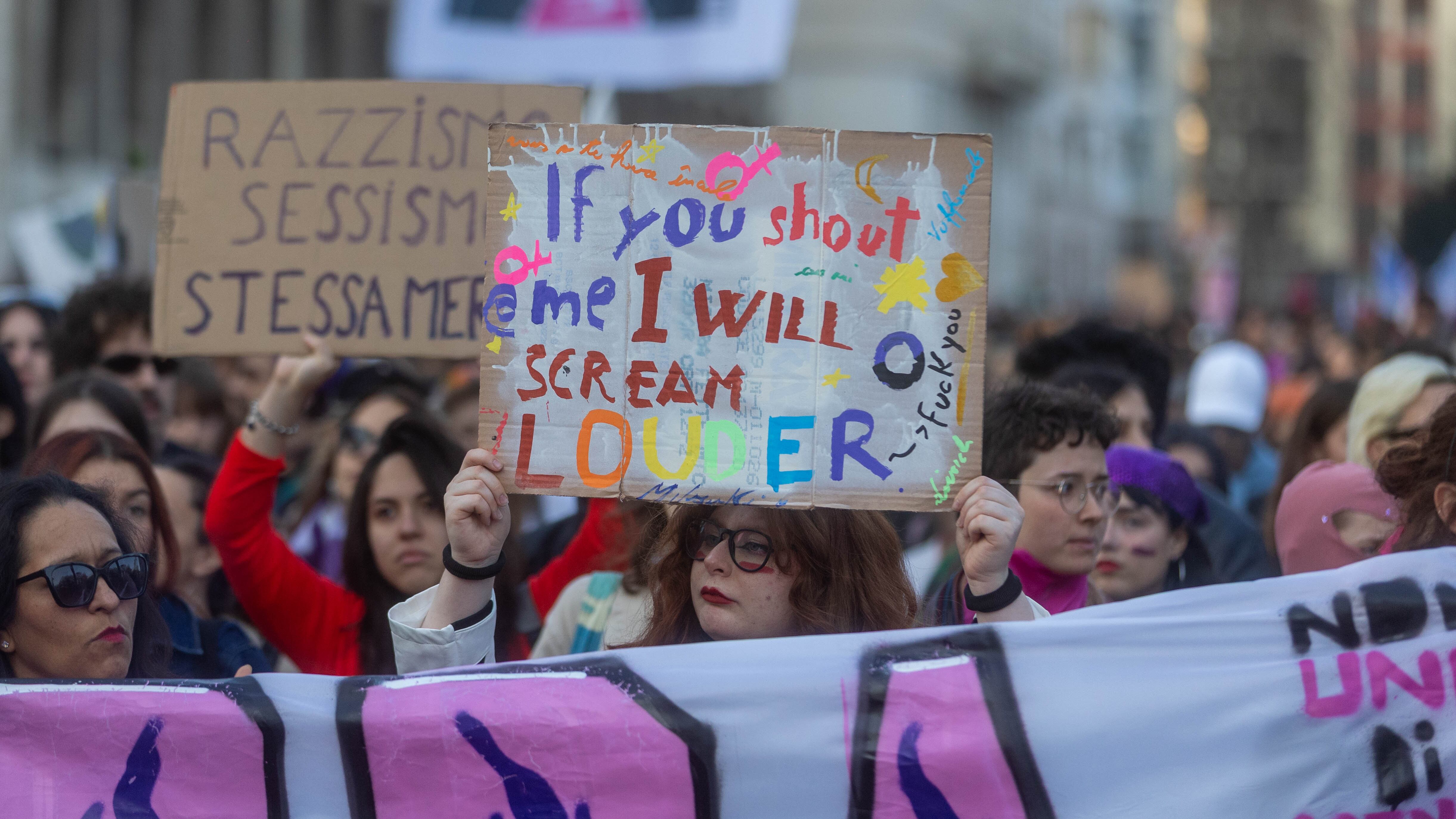 Che pericolosa questa sinistra che divide tutti in buoni e cattivi