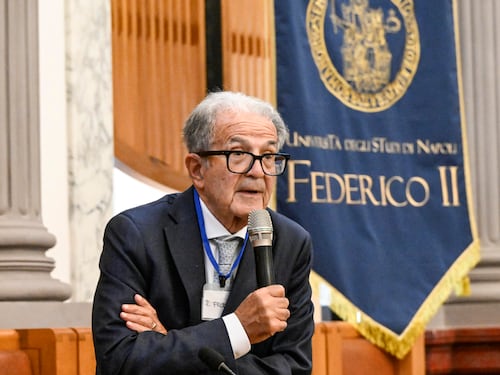 Prodi ora fa il “marocchino” per ostacolare Giorgia e Elly