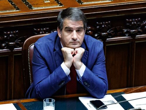 Ursula per ora non si fa logorare. Fitto vice in Ue spacca i Socialisti
