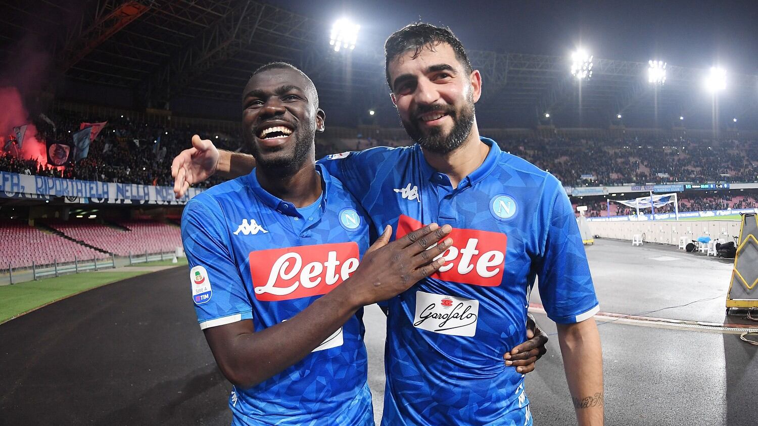 Il Napoli si tiene stretto Koulibaly: il senegalese sarà il difensore più pagato della A