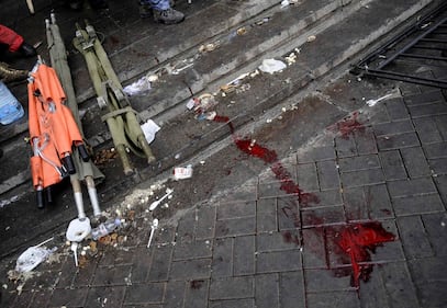 Morti e feriti, non si fermano le violenze 6