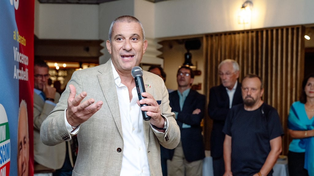 "Schede già votate, fantasmi, brogli. Il voto all'estero ora deve cambiare"