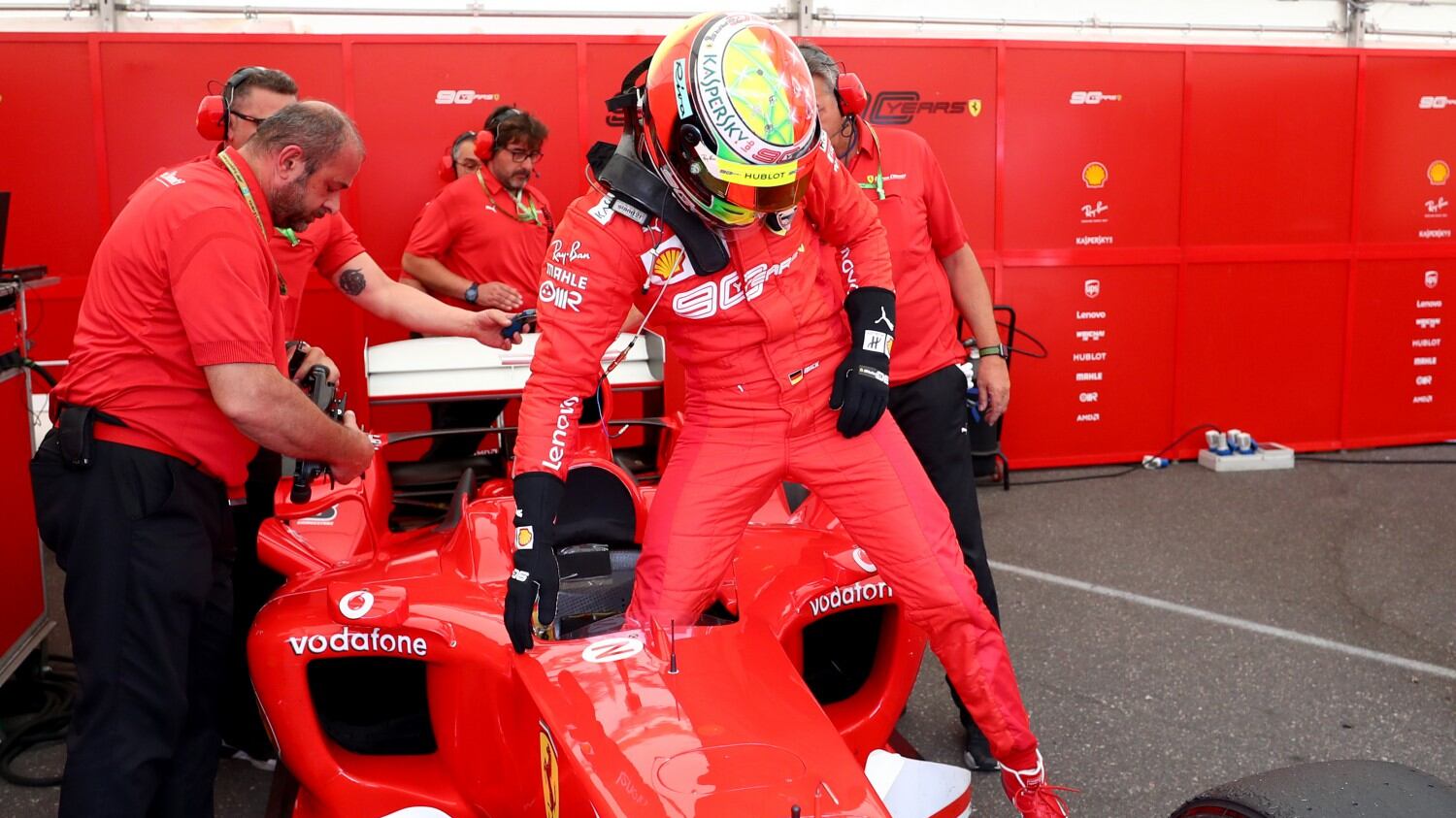 Ferrari, al gran prix del 2019 sarà record di 10mila vendite