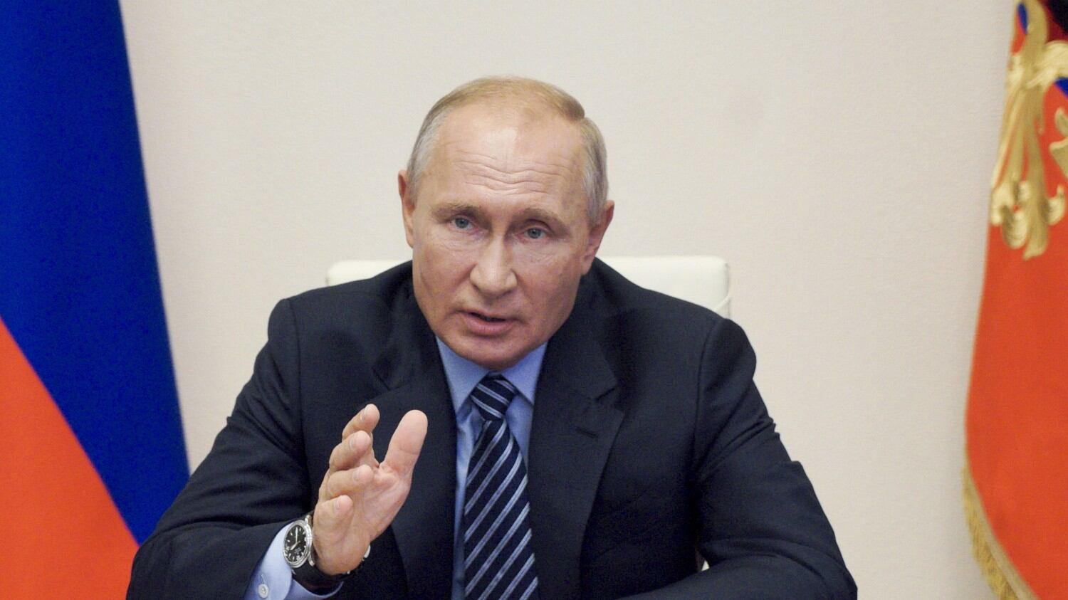 Putin, 21 compleanni al potere e si regala il missile ipersonico