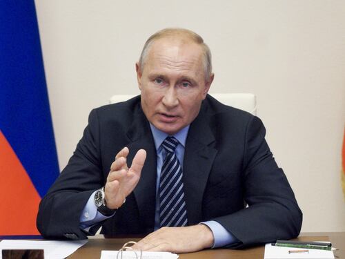 Putin, 21 compleanni al potere e si regala il missile ipersonico