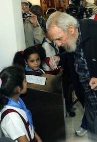 Fidel Castro torna in pubblico 6