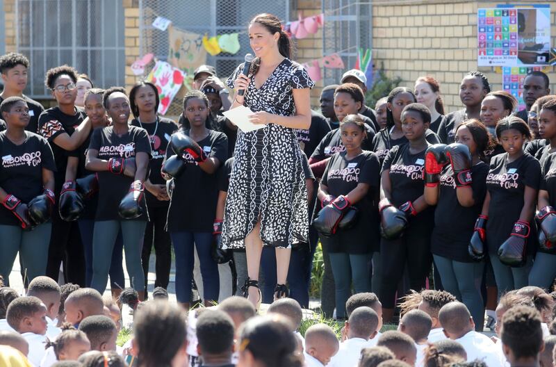 Meghan Markle e il Principe Harry arrivano in Sudafrica: foto 5