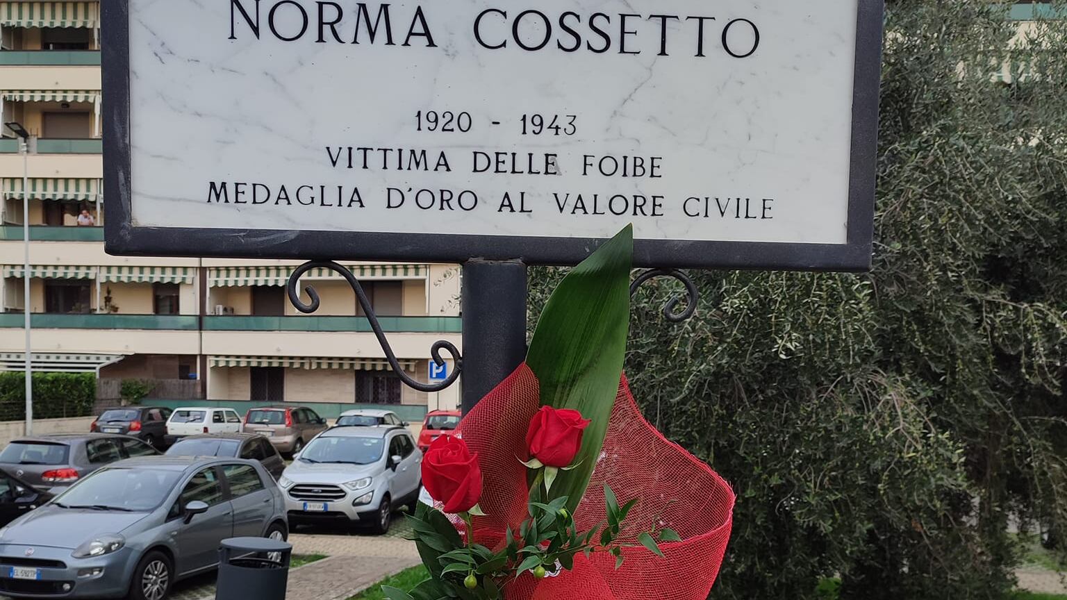 L'attacco della Lega: "Perché il Pd ha chiuso proprio il giardino Norma Cossetto?"