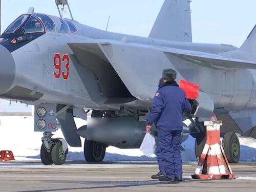 Russia, i dubbi sui missili Kinzhal mostrati per il Giorno della Vittoria