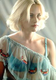Patricia Arquette scrive le sue memorie: i momenti sexy nei film 11