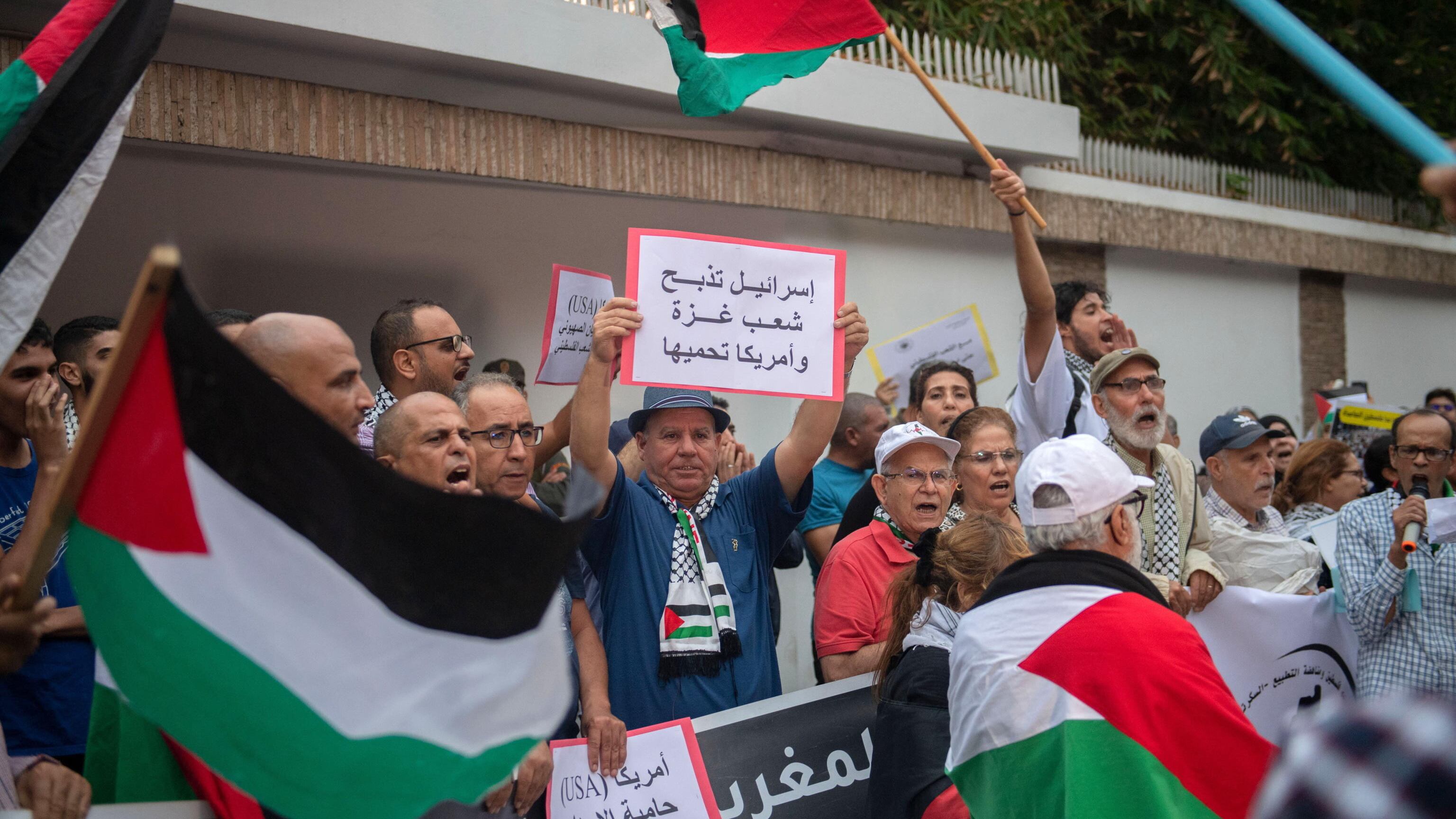 Per gli imam d'Italia Israele diffonde fake: "I bambini decapitati? Sono notizie false..."
