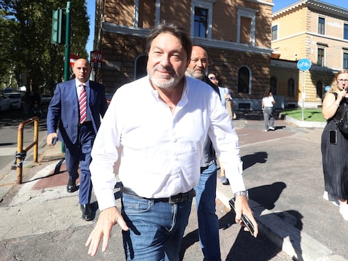 E ora il caso arriva in Parlamento