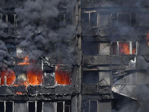 Danno fuoco al modellino della Grenfell Tower: "Inaccettabile"
