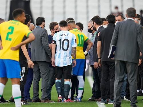 La vergogna in Brasile ultimo pasticcio Fifa e del suo folle calendario