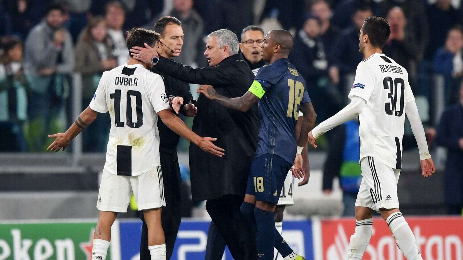 Juventus, Dybala: "Mourinho? Nessun insulto, gli ho solo detto di non esagerare"