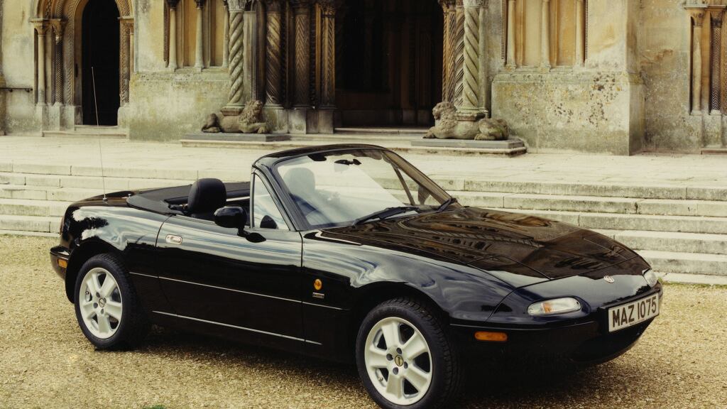 Mazda, viaggio all'interno della sua ultra centenaria storia