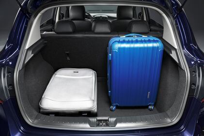 Pulsar, nuova berlina media Nissan 3
